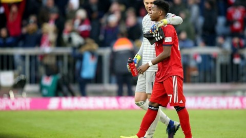 小新一哆嗦，诺队又歇了！扒一扒拜仁这道“小腿肌肉撕裂”的坎儿