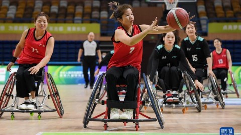 决赛门票的念想，在打开录像的那一刻，变成了一场扎扎实实的心疼。