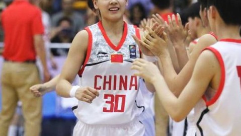 东莞大朗体育馆这晚很燃！广东女篮虐菜浙江背后，藏着一颗争冠的心