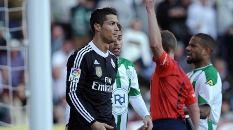 科贝尔谈乔布红牌：这张红牌的责任在我，这球我应该传得更好