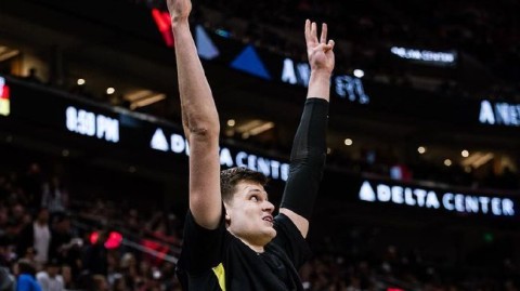 加时绝杀夜！这场爵士和鹈鹕的对决，把我看得心脏都要跳出来了