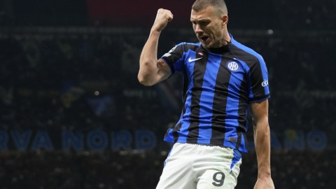 这脚神来之笔，让格纳布里一战封神