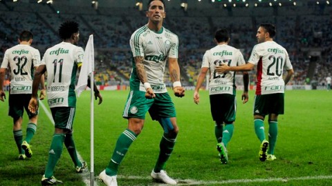 俄超第21轮喀山鲁宾客场闷平苏维埃之翼，保级区边缘互交白卷