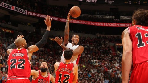 公牛主场玩了一把心跳！硬生生把热火从悬崖边推了下去