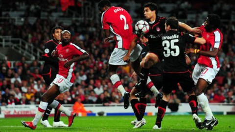 以下是针对2026年10月2日欧冠联赛阶段第2轮阿森纳vs奥林匹亚科斯比赛的复盘文章。