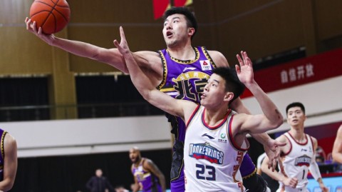 上海滩的泪与狂飙！合肥狂风客场逆天改命，这场NBL看得我脑仁儿疼！