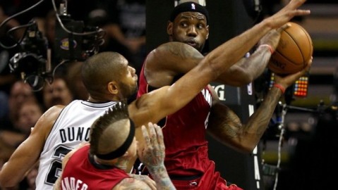 2014年马刺团队篮球复仇热火夺第五冠全记录