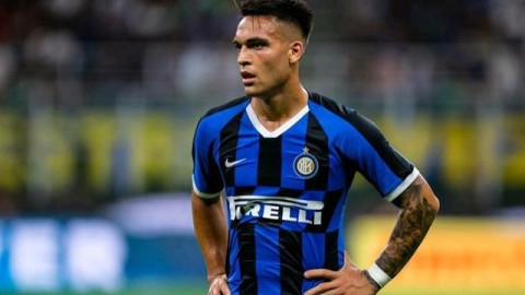 多特蒙德憋大招！不仅要锁死18岁新星，还要给中场悍将狠狠加薪，这次高层真急了