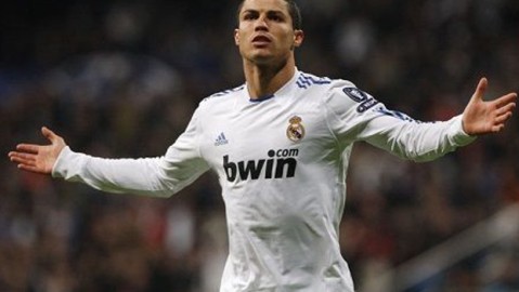 阿芳又伤了？这回加拿大足协和拜仁慕尼黑这出“悬疑剧”到底唱的哪一出？